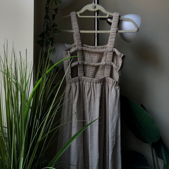 Moon River beige linen blend Maxi dress - Picture 6 of 8
